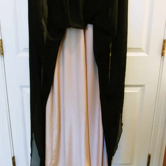 ABS Allen Schwartz Silk & Lace Gown Blk & Nude, Sz 8 torn hem - Picture 7 of 13